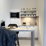 Red Currant - Prague Apartment